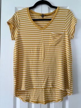 Cable & Gauge Yellow and White Striped V-Neck Pocket Tee